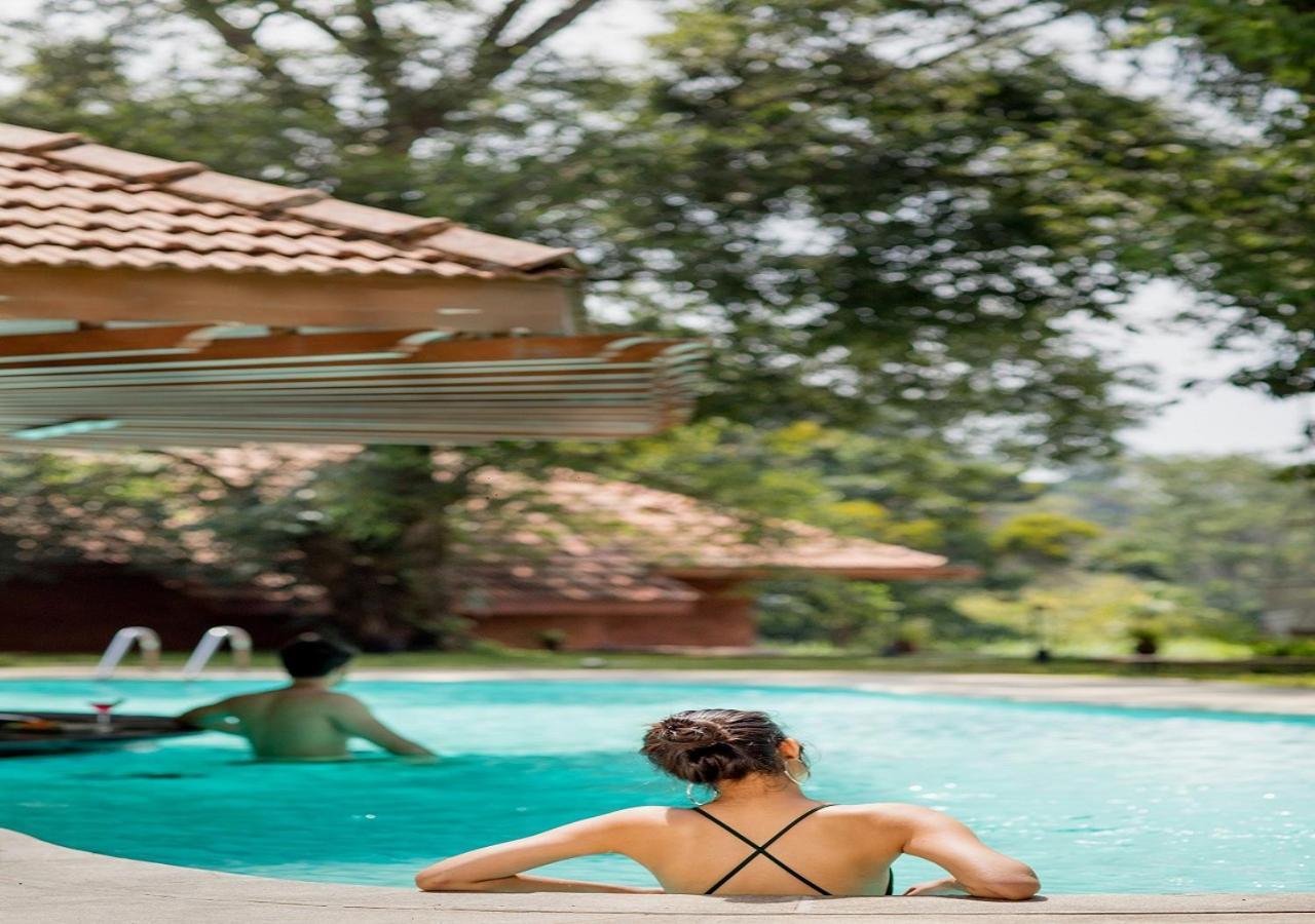 The Tamara Coorg Hotel Kakkabe Exterior photo