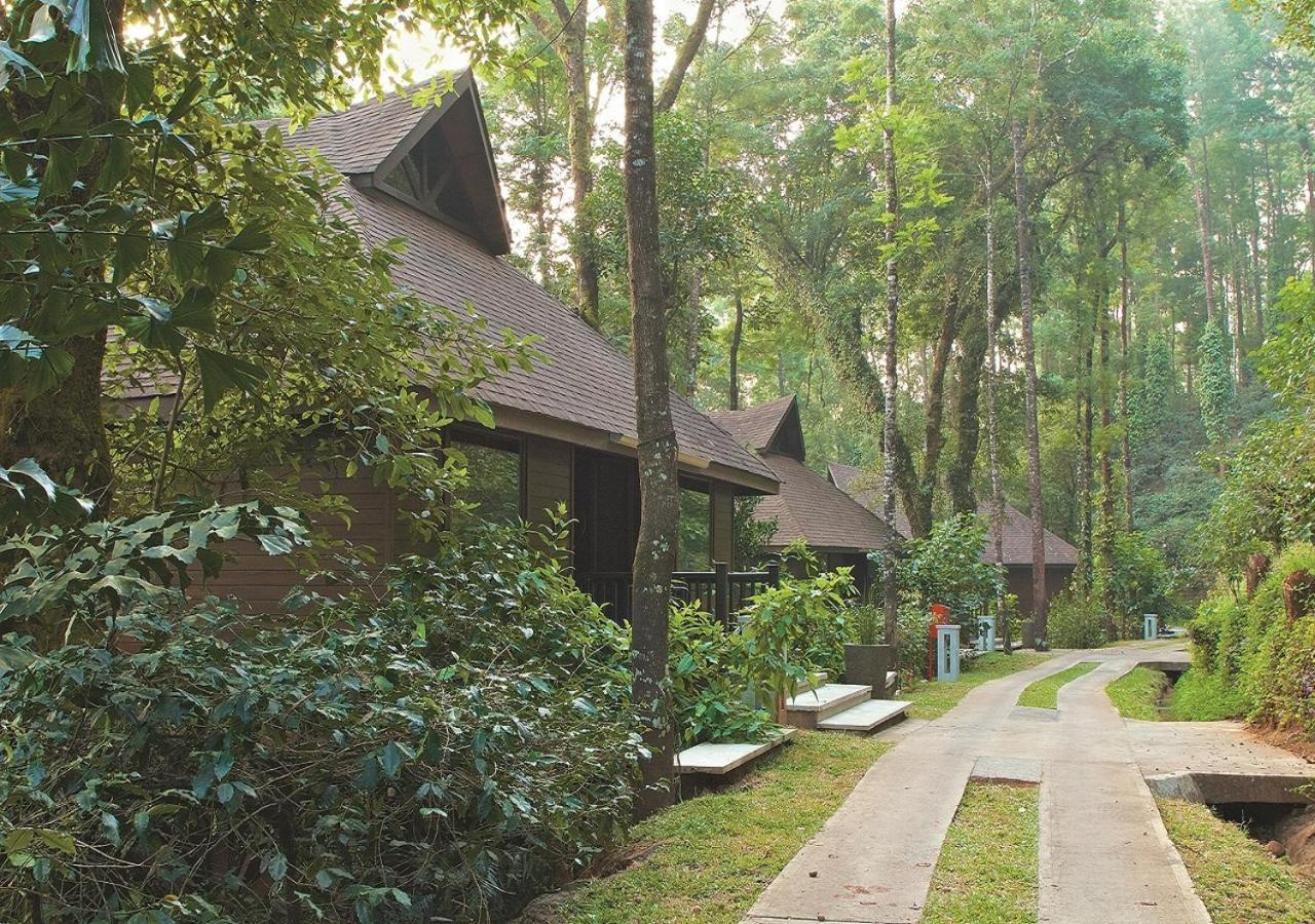 The Tamara Coorg Hotel Kakkabe Exterior photo