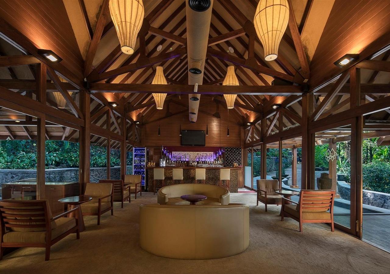 The Tamara Coorg Hotel Kakkabe Exterior photo