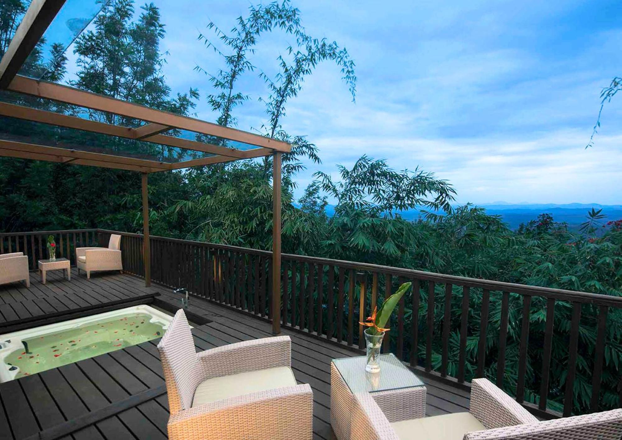 The Tamara Coorg Hotel Kakkabe Exterior photo