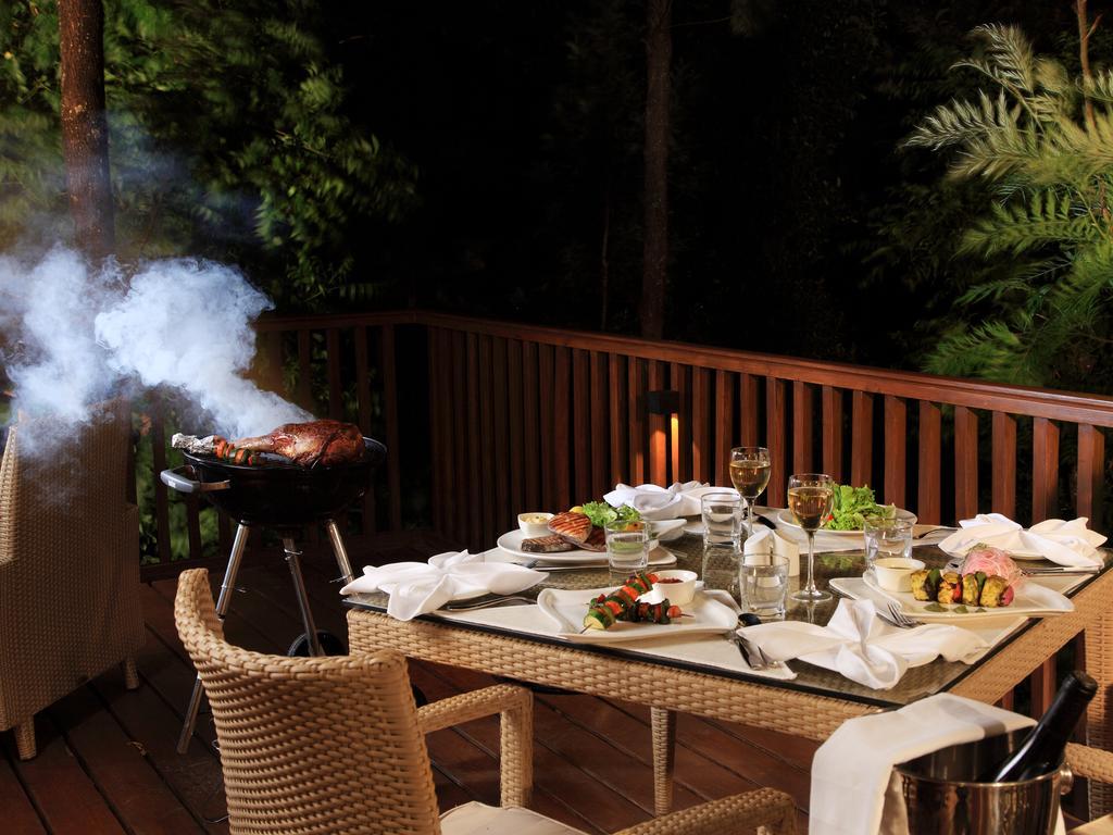 The Tamara Coorg Hotel Kakkabe Exterior photo
